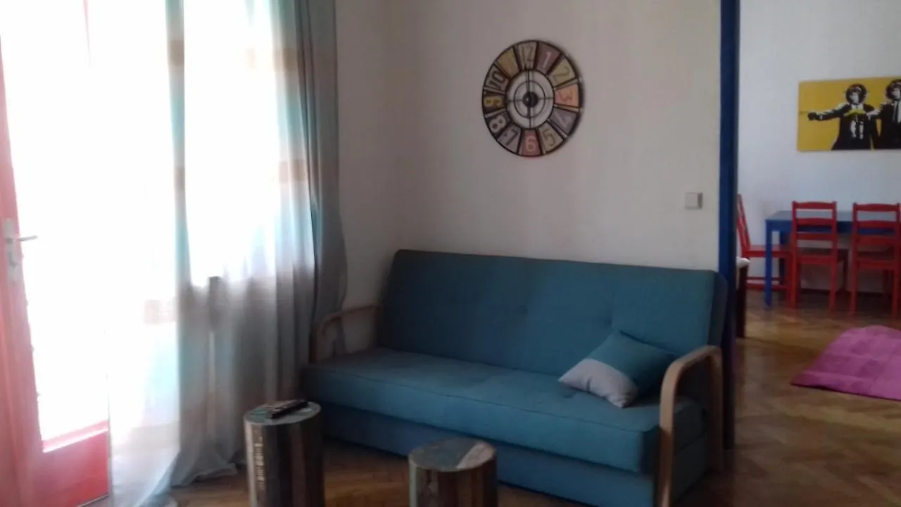 A Home At The Heart Of Praha Apartmán